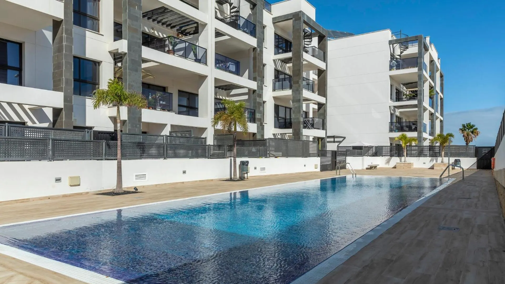 דירה אל מדאנו Medano4You Strelitzia Penthouse