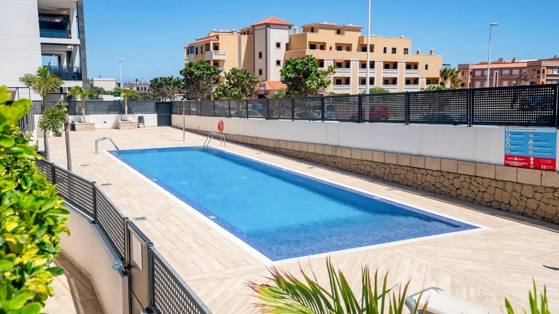 דירה אל מדאנו Medano4You Strelitzia Penthouse