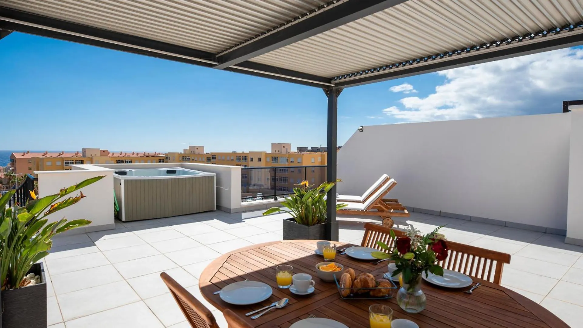 אל מדאנו Medano4You Strelitzia Penthouse ספרד